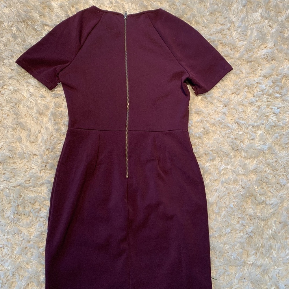 Stylish Dress - Picture 3 of 4